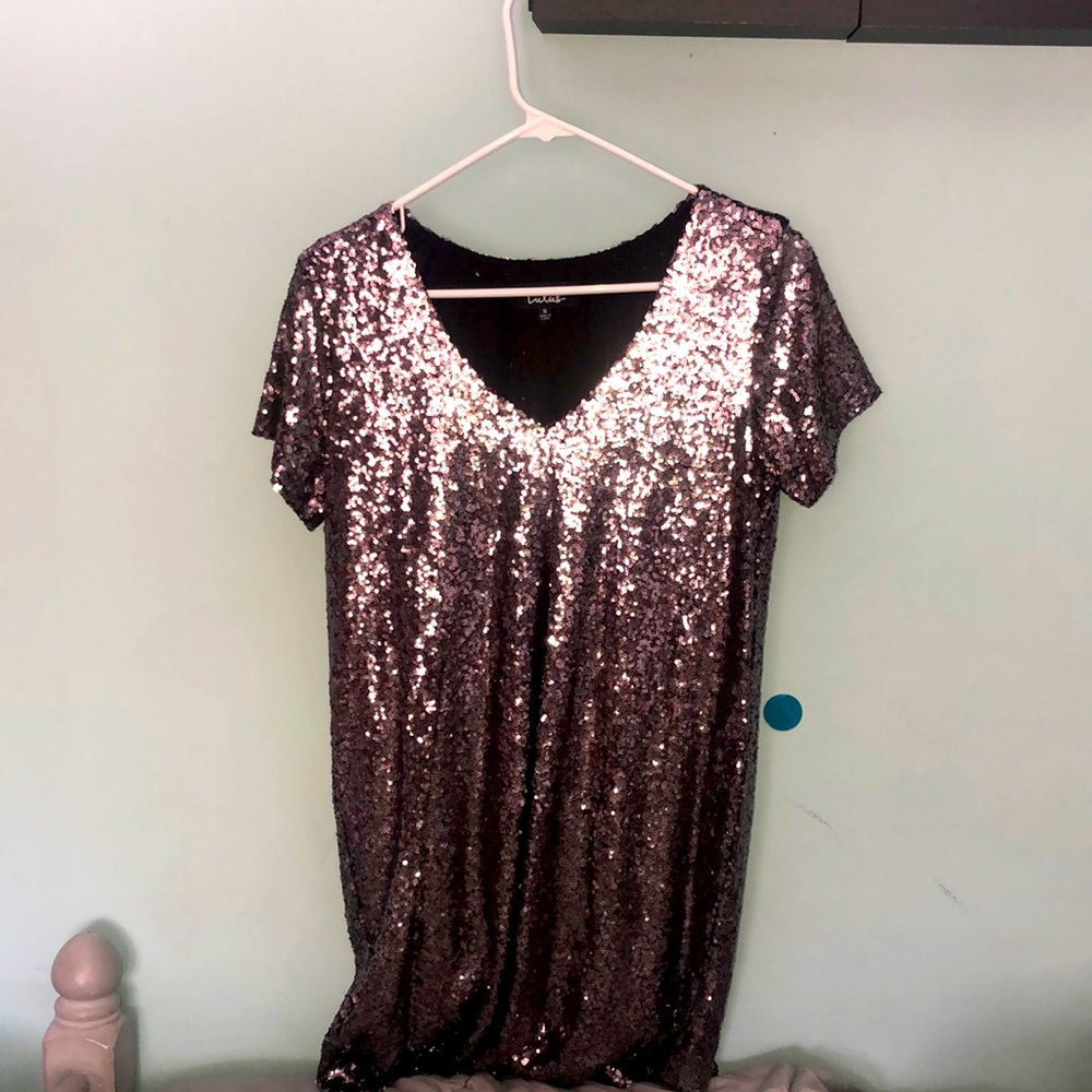 Sequins tshirt dress